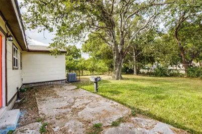 5869 Bluffman Drive, Dallas, TX 75241 - Photo 24