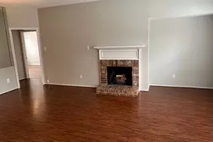 3101 Townbluff Dr, Plano, TX 75075 - Photo 2