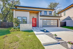 3079 Tall Oaks Ct, Corinth, TX 76210 - Photo 2