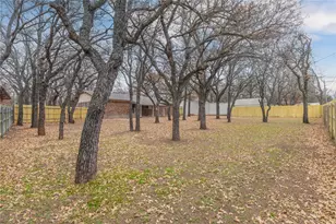 499 Oakwood Dr, Eastland, TX 76448 - Photo 28