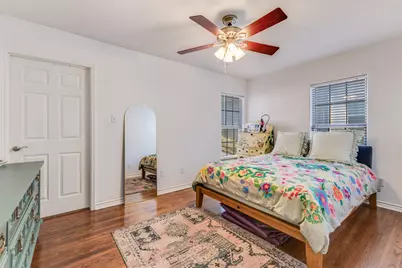 6911 E Grand Avenue, Dallas, TX 75223 - Photo 10