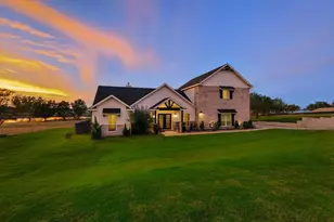 7025 Lk Vis Dr, Streetman, TX 75859 - Photo 2