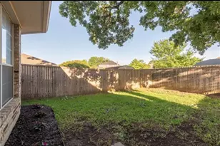 1352 Autumn Trail, Lewisville, TX 75067 - Photo 22