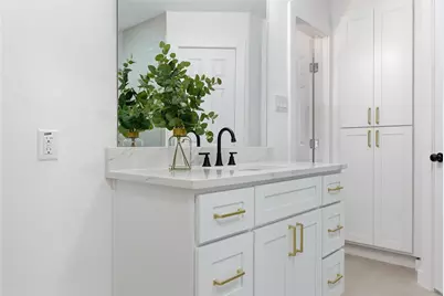 2409 Aquaduct Drive, Bedford, TX 76022 - Photo 10