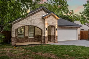 518 S Cockrell Hill Rd, Cockrell Hill, TX 75211 - Photo 2