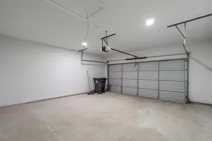 518 S Cockrell Hill Rd, Cockrell Hill, TX 75211 - Photo 22