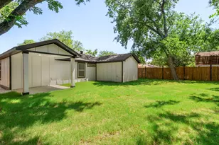 825 Apache Trce, Grand Prairie, TX 75051 - Photo 28