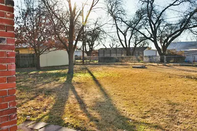 502 Ridgeway Street, Clyde, TX 79510 - Photo 24