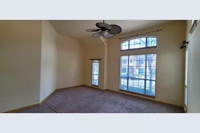 8706 Lohr Valley Road, Irving, TX 75063 - Photo 4