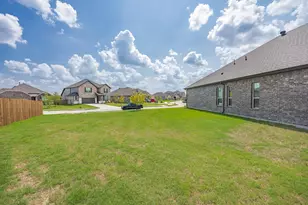 2318 Sheppards Ln, Waxahachie, TX 75167 - Photo 4