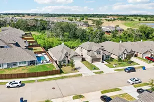 677 Coleman St, Aubrey, TX 76227 - Photo 30