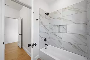 1033 Arbor Vista Dr, Azle, TX 76023 - Photo 34