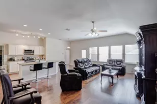 319 Highland View Dr, Wylie, TX 75098 - Photo 10