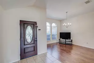 319 Highland View Dr, Wylie, TX 75098 - Photo 2