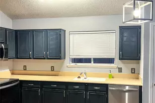 7904 Fox Chase Dr, Fort Worth, TX 76137 - Photo 8