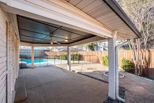 8715 Kingspoint Dr, Dallas, TX 75238 - Photo 32