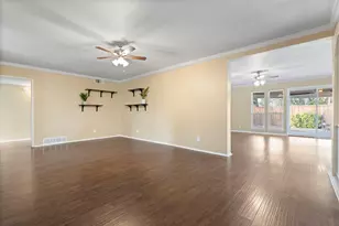 8715 Kingspoint Dr, Dallas, TX 75238 - Photo 8