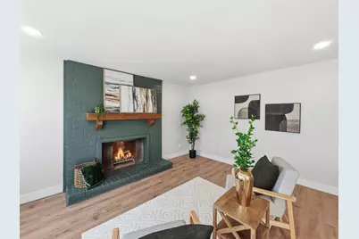 2110 Cedarcrest Drive, Carrollton, TX 75007 - Photo 12