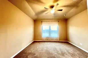 633 Hidden Cove Dr, Princeton, TX 75407 - Photo 12