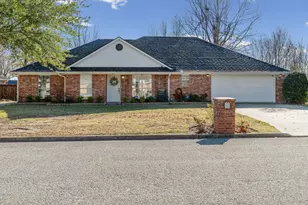 1311 Tiffany Ln, Commerce, TX 75428 - Photo 1