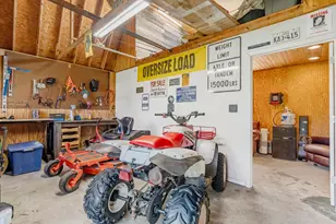 1311 Tiffany Ln, Commerce, TX 75428 - Photo 34