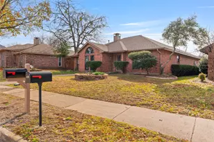 405 W Oak St, Wylie, TX 75098 - Photo 2
