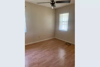 919 Magnolia Lane, Lancaster, TX 75146 - Photo 14