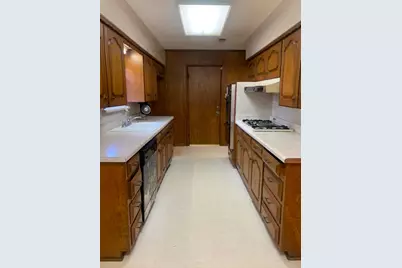 919 Magnolia Lane, Lancaster, TX 75146 - Photo 10