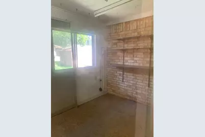 919 Magnolia Lane, Lancaster, TX 75146 - Photo 18