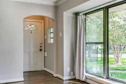 2051 Marydale Drive, Dallas, TX 75208 - Photo 4