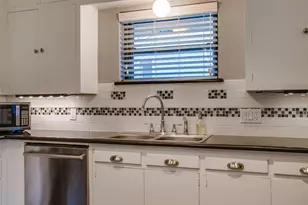 2051 Marydale Dr, Dallas, TX 75208 - Photo 16