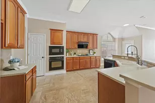 5 Dominion Cir, Frisco, TX 75033 - Photo 10