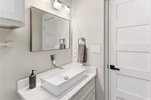 1202 Hillwood Dr, Lewisville, TX 75067 - Photo 12