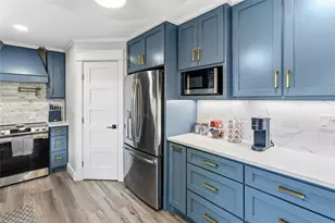 1202 Hillwood Dr, Lewisville, TX 75067 - Photo 2