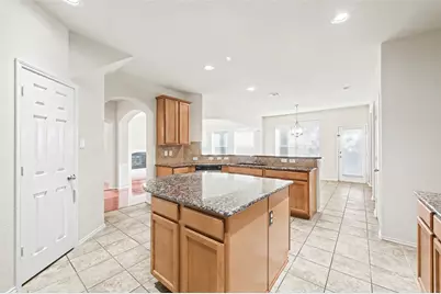 4902 Spring Lake Parkway, Mansfield, TX 76063 - Photo 12