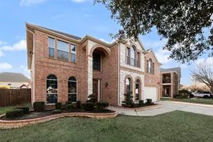 4902 Spring Lake Pkwy, Mansfield, TX 76063 - Photo 2