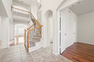 4902 Spring Lake Pkwy, Mansfield, TX 76063 - Photo 4