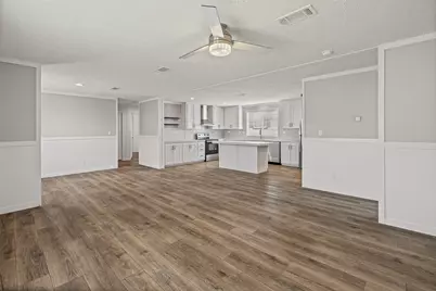 915 Arkansas River Drive, Granbury, TX 76048 - Photo 6