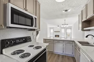 7429 Kingswood Dr, Fort Worth, TX 76133 - Photo 10