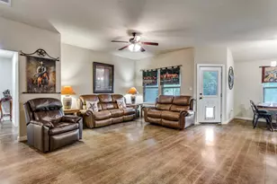 129 Ronnie Ln, Weatherford, TX 76088 - Photo 10