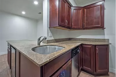 5130 Amesbury Drive #203, Dallas, TX 75206 - Photo 10