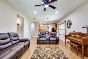 402 E Main St, Tioga, TX 76271 - Photo 10