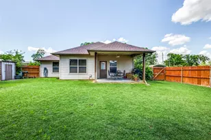 402 E Main St, Tioga, TX 76271 - Photo 22