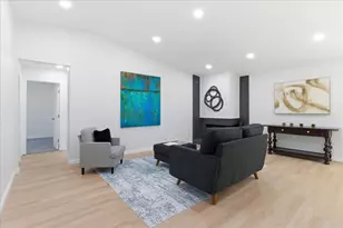 158 Centennial Dr, Lewisville, TX 75067 - Photo 6