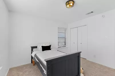 535 W Crossland Boulevard, Grand Prairie, TX 75052 - Photo 26