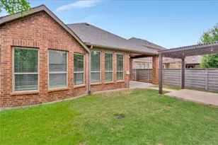 855 Forest St, Little Elm, TX 76227 - Photo 32