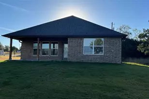 4904 Terlingua Dr, Granbury, TX 76048 - Photo 14