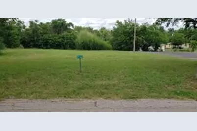 1418 Marshall Street, Greenville, TX 75401 - Photo 2