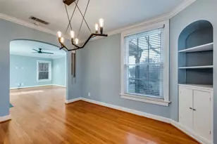 818 Valencia St, Dallas, TX 75223 - Photo 12