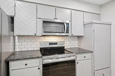 2829 Southridge Drive, Grapevine, TX 76051 - Photo 14